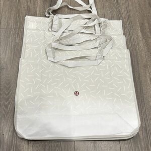 4x Lululemon reusable tote bags- extra large size